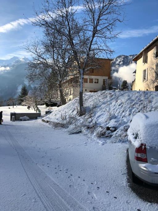Appartement Rez De Jardin Montee De L'Alpe D'Huez La Garde  Εξωτερικό φωτογραφία